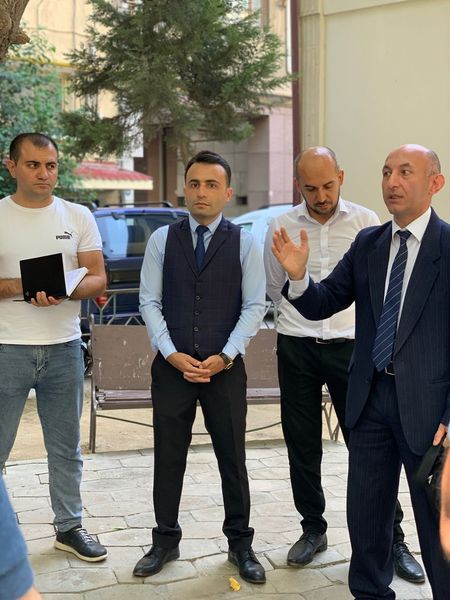 Səbail bələdiyyəsi sakinlərlə mütəmadi səyyar görüşlər keçirir